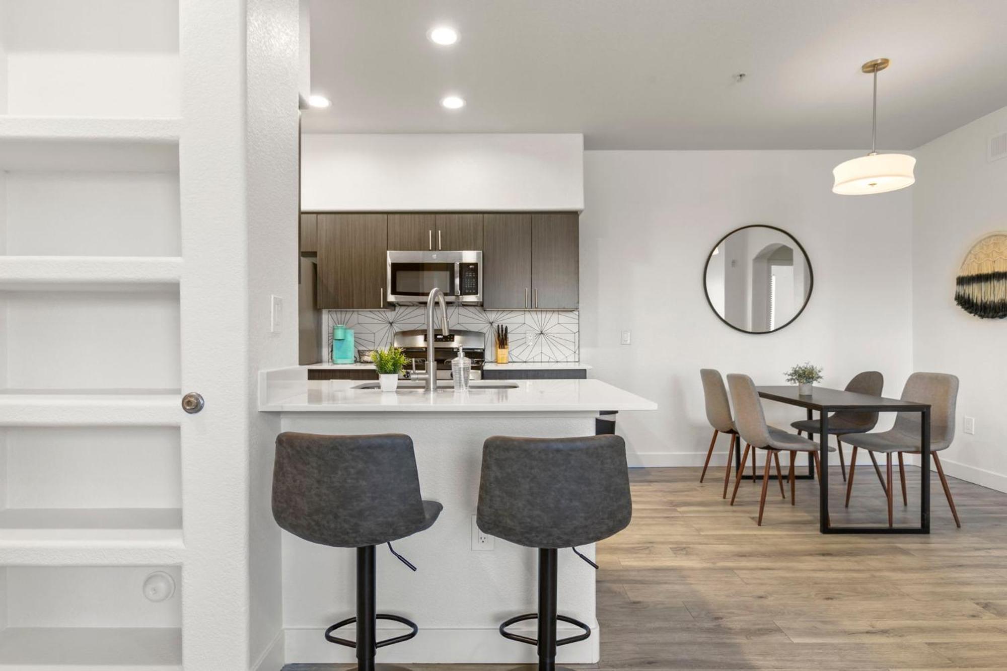 Cozysuites Glendale By The Stadium W Pool! 11 外观 照片