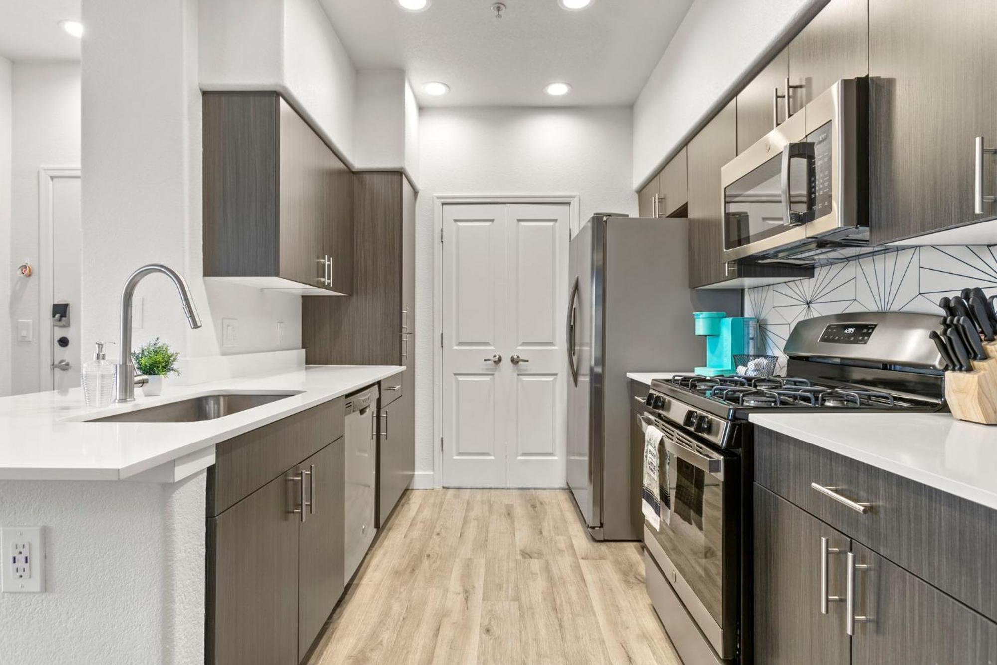 Cozysuites Glendale By The Stadium W Pool! 11 外观 照片